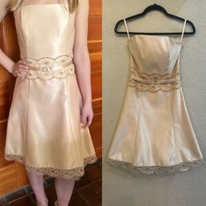 Jessica McClintock for Gunne Sax 1 Strapless Gold Lace Embroidered Formal Dress